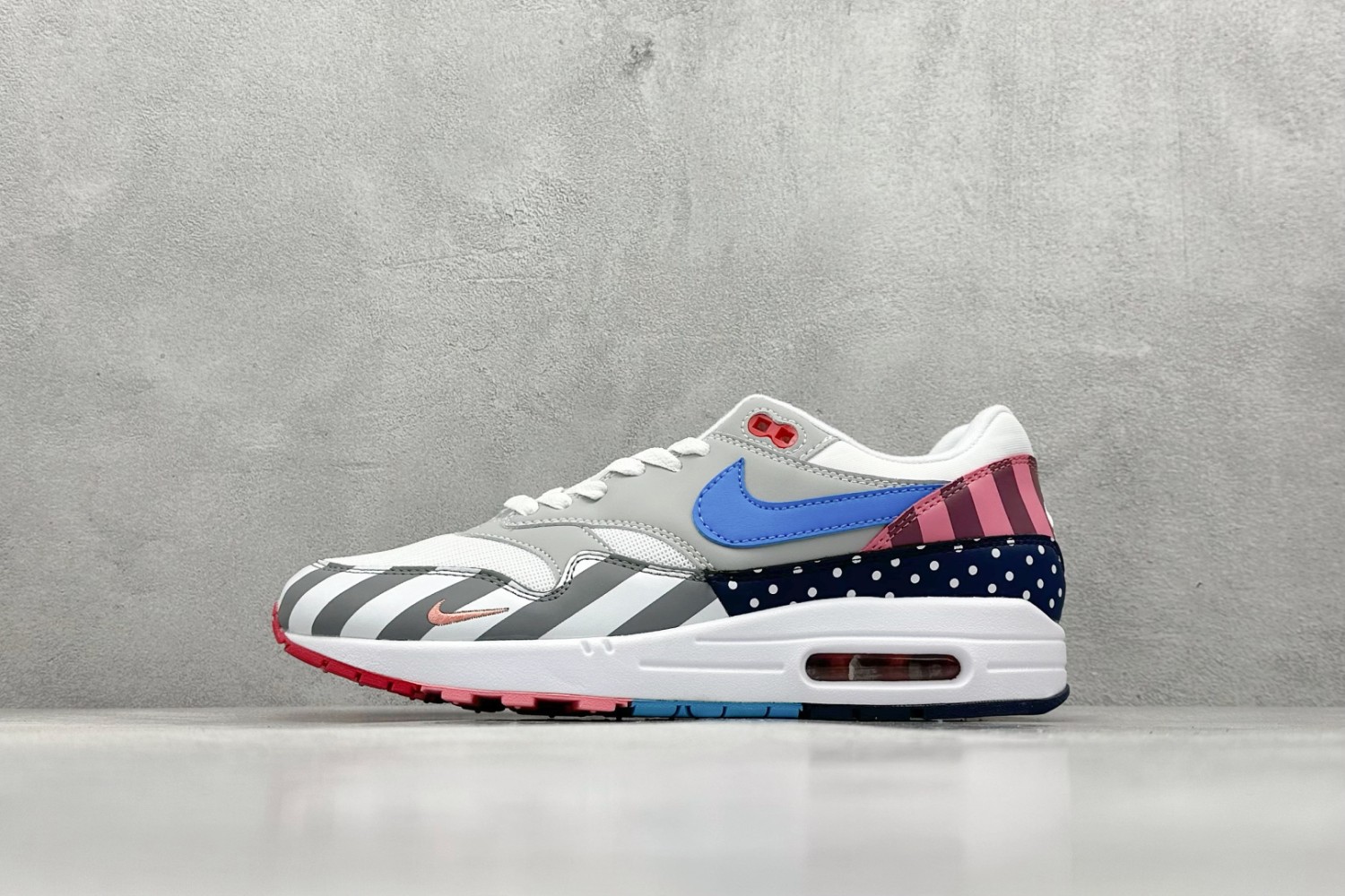 나이키 에어맥스 1 x 파라 화이트 핑크